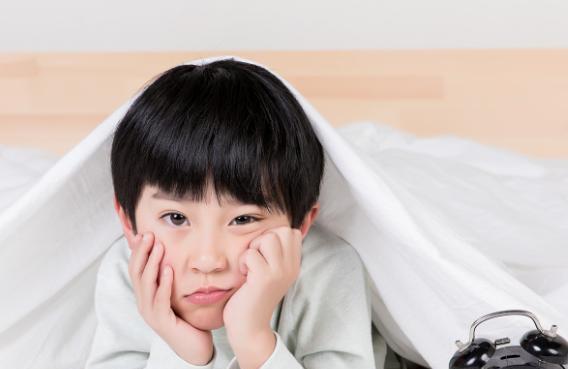 孩子老愛(ài)玩游戲怎么辦呢 小孩子愛(ài)玩游戲怎么管教