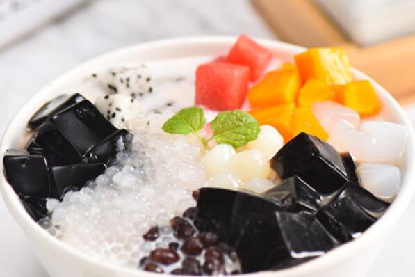 烧仙草里面黑色的块是什么