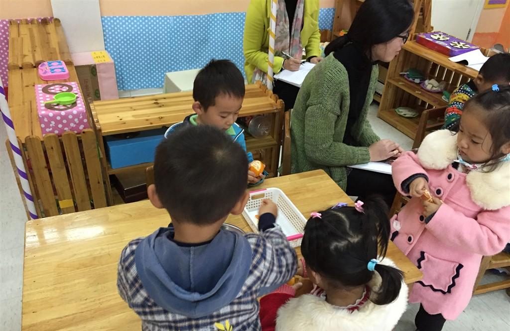 小班语言酸酸的橘子教案
