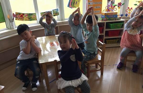 幼儿园室内亲子游戏大全活跃气氛