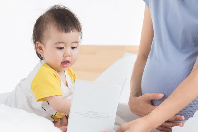 小孩不愿意背书怎么办