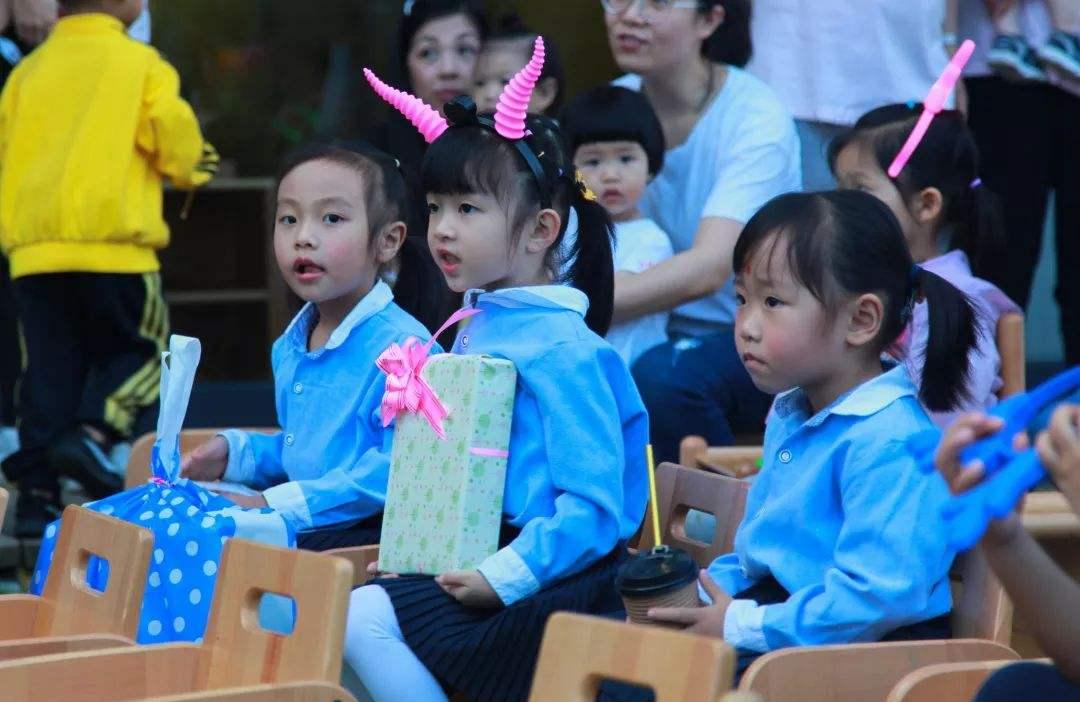 小班游戏寻找淘气的小猴子教案
