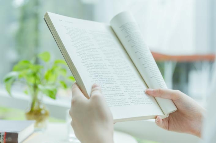 申请奖学金的个人陈述范文 奖学金申请表个人自述