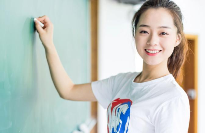 大学助学金申请书格式范文 大学助学金申请书怎么写