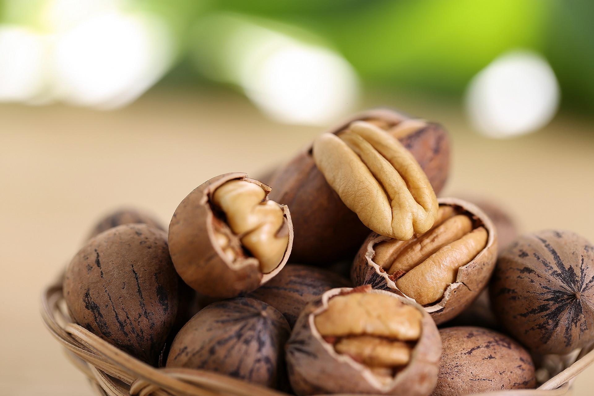 碧根果和夏威夷果哪个贵