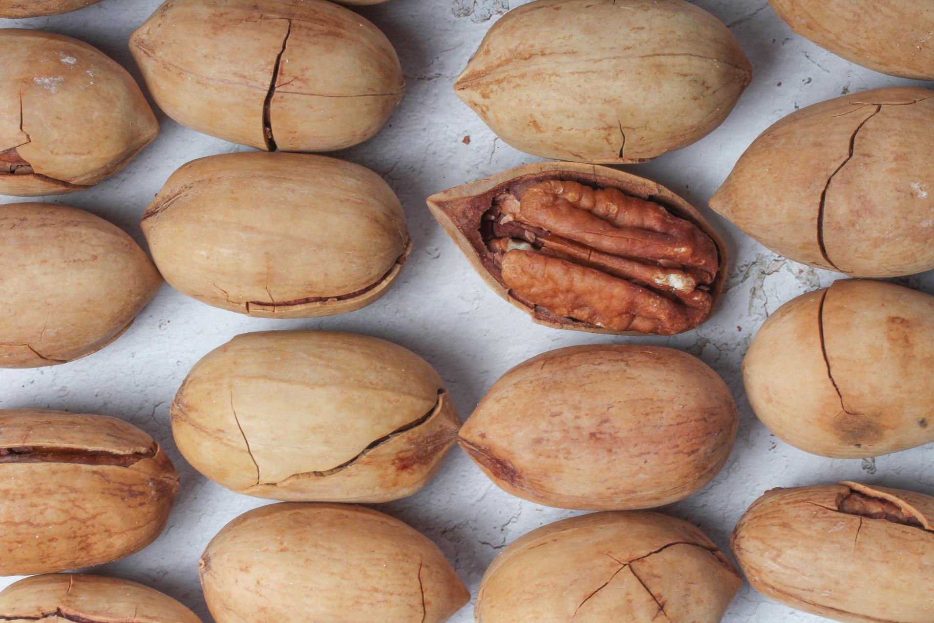 碧根果和夏威夷果哪个好