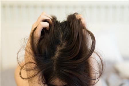 吃叶酸片可以治白发吗