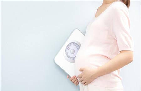 28周孕妇宫高多少正常