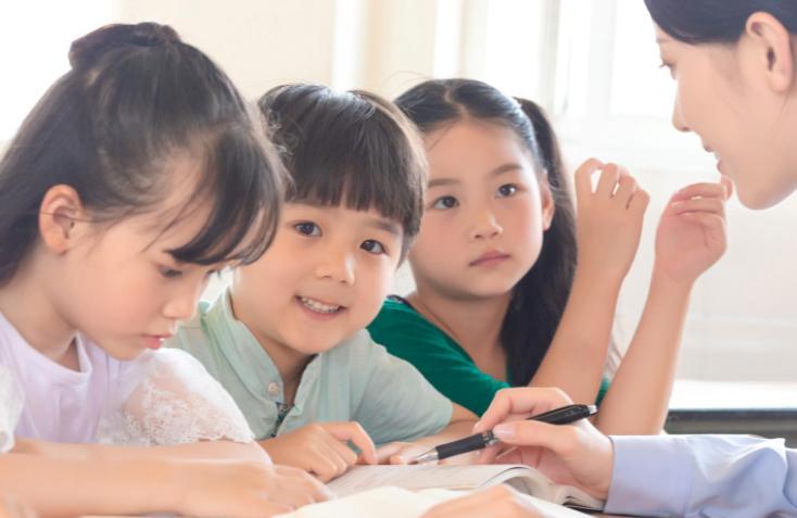 家长会学生代表发言演讲稿小学生 家长会学生代表发言演讲稿五年级