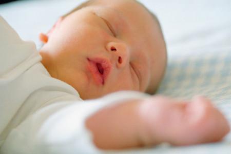 婴幼儿免费体检时间表