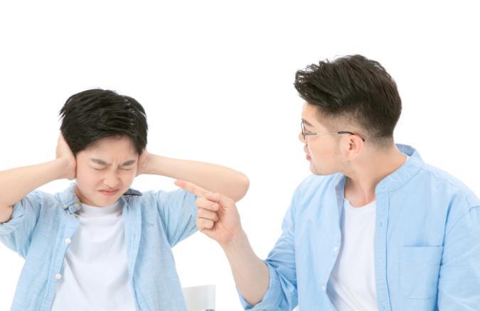 家長忍不住對孩子發(fā)脾氣該怎么辦