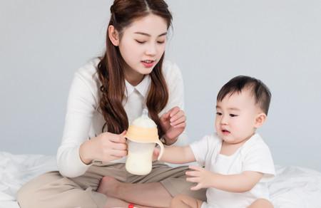寶寶受涼嘔吐可以喝奶粉嗎