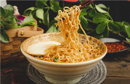 小学生吃零食注意事项