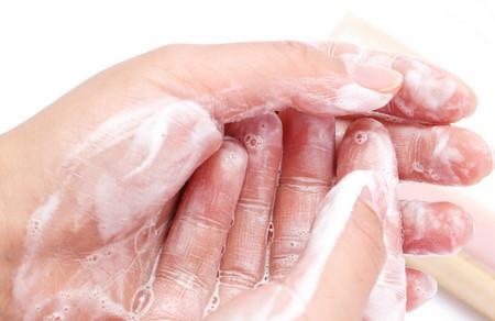 新型冠状病毒肥皂洗手有用吗