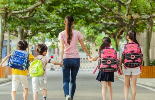 孩子入小学前应具备哪些条件