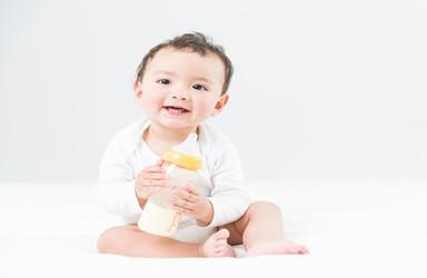 孩子1岁内就能喝牛奶了吗