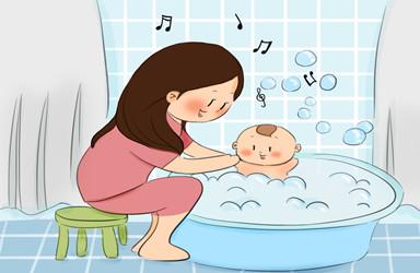 新生儿多久洗一次澡比较合适