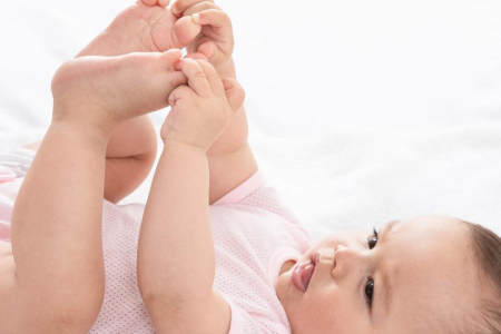 宝宝草莓舌是什么原因造成的