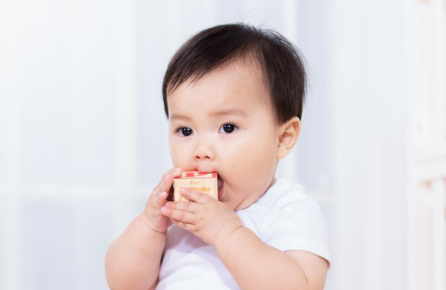 宝宝肚子受凉怎么办 宝宝夏季腹泻如何护理