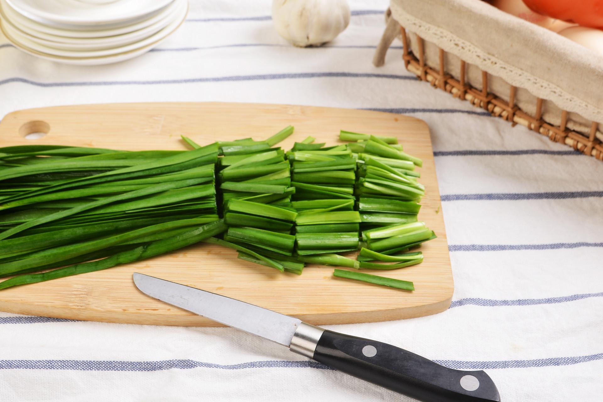 韭菜加醋熬水喝的功效