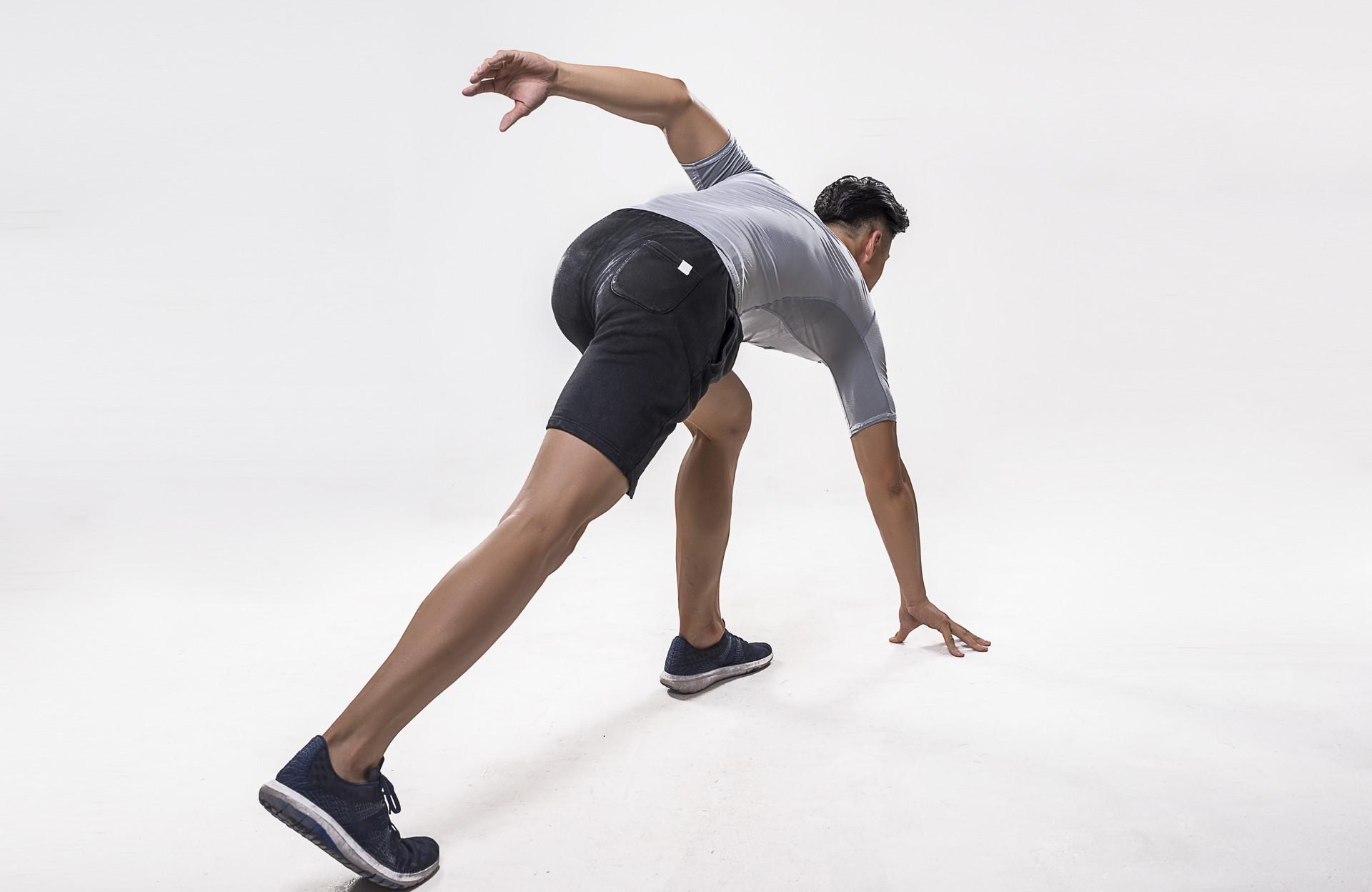 膝关节僵硬怎么锻炼 5个运动帮助恢复柔软度
