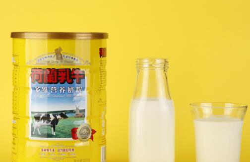 荷兰乳牛多维营养奶粉适合什么人喝