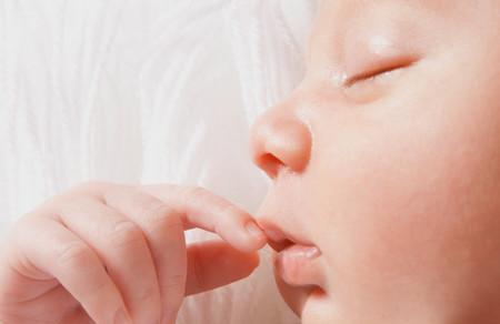宝宝黄疸高是什么原因引起的