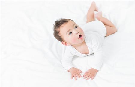 宝宝夹腿综合症是怎么回事