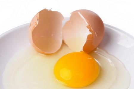 宝宝几个月添加蛋黄最好