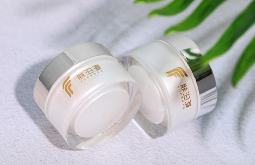 怎么祛斑最有效果？祛斑的最好的方法选它