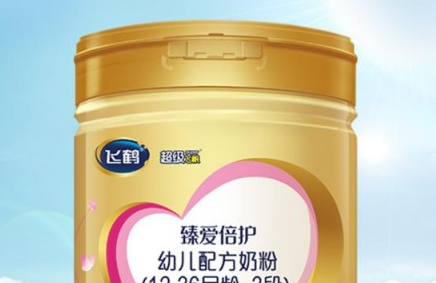 测评了四款热门奶粉，我更中意100%乳糖配方的诺优能PRO