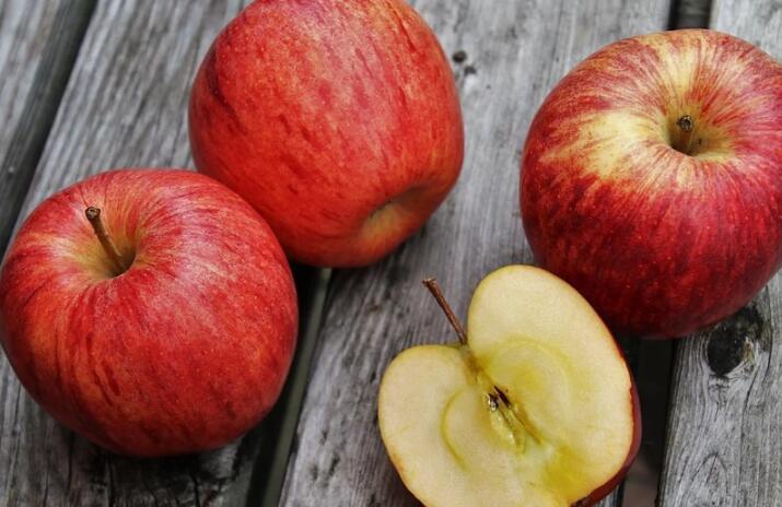 预防脱发吃什么水果好 这五种水果是天然的固发剂