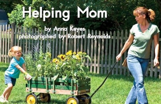 《Helping Mom帮助妈妈》海尼曼英文绘本pdf资源免费下载
