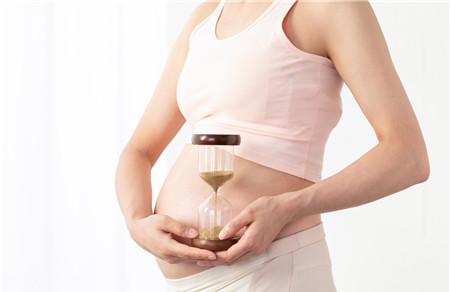 挂了催产素多久会生 孕妇生产时间由这些因素决定
