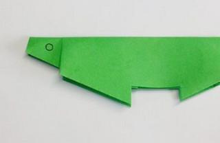 手工折纸鳄鱼的制作步骤