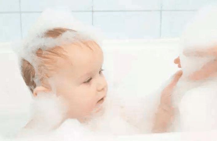 宝宝洗头发用什么洗发水