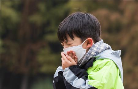 宝宝过敏性咳嗽的症状是什么 宝宝反复咳嗽要注意可能是过敏性咳嗽