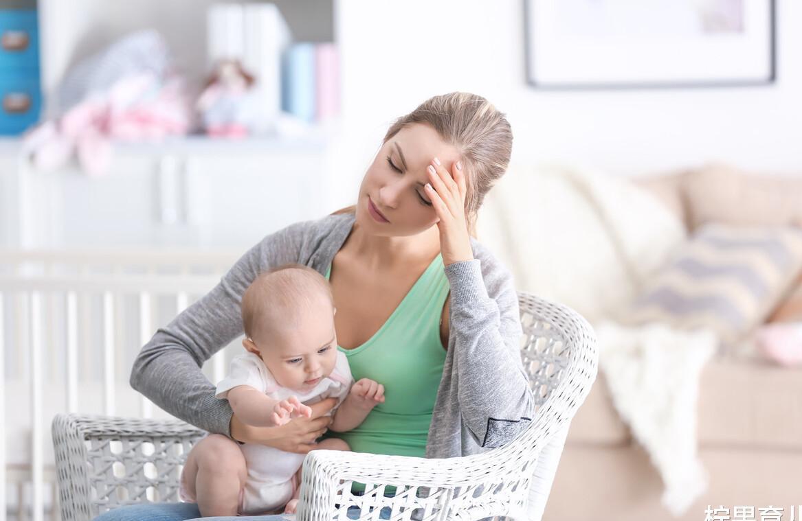 “女性全职带娃不是很正常吗？自己的孩子自己不带，指望谁带？”