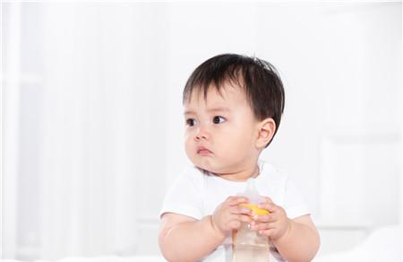 宝宝慢性支气管炎怎么治疗 药物治疗还是输液治疗