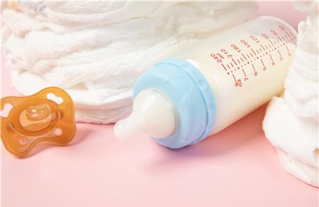 宝宝流清涕发烧怎么办 这三种处理方法帮助宝宝退烧