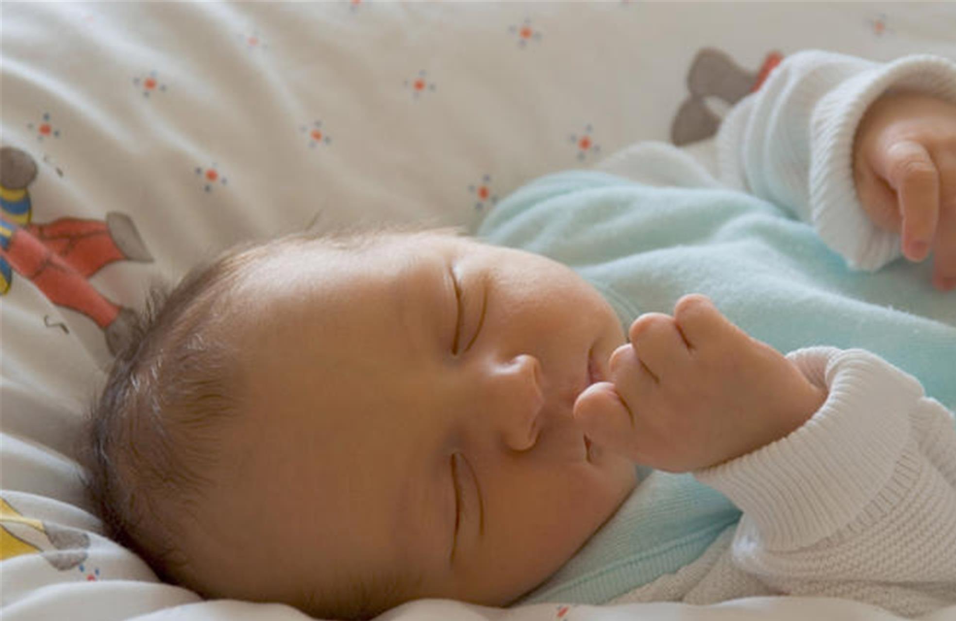 警惕孩子睡眠问题！孩子老是睡不好？对照看看是不是睡眠障碍