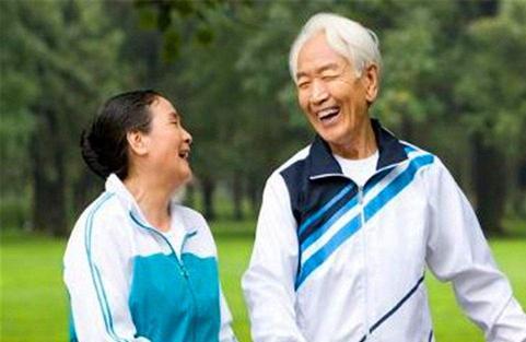 退休老人坦言：有一儿一女的，不要把财产均分，否则将来准后悔
