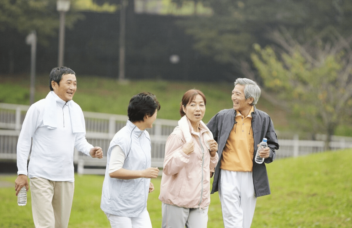 没有儿子的真实晚年生活是怎样的？和大家想得很不一样