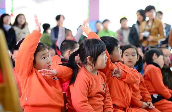 家长在幼儿园多说这三句话，老师自然能懂，平日里会多关照孩子