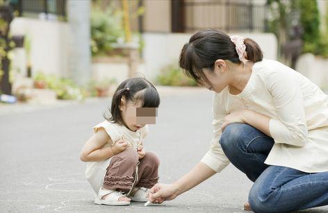 独生子女婚前约定：生俩孩子，老大随父姓老二随母姓，结果后悔