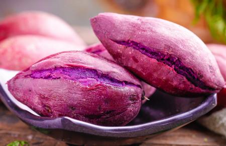 为什么紫薯煮完是蓝色的