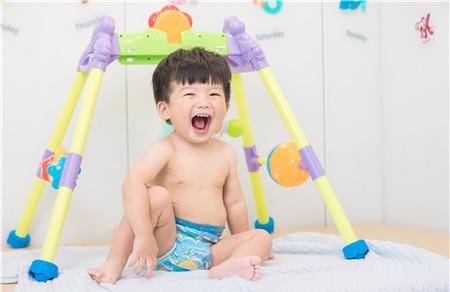  早产儿日常护理注意事项 洗澡喂养均有严谨的讲究